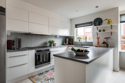  Törnsångaregatan 9