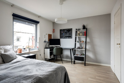  Törnsångaregatan 9