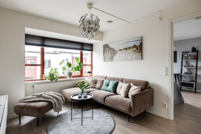  Törnsångaregatan 9