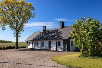  Viaköps byaväg 156