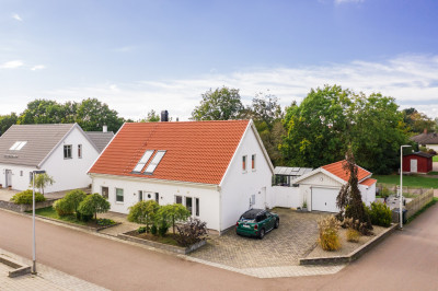 Landåvägen 25