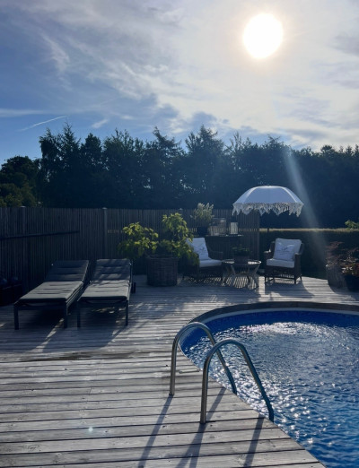 Säljarens sommarbild 2 Flugsnapparegatan 3